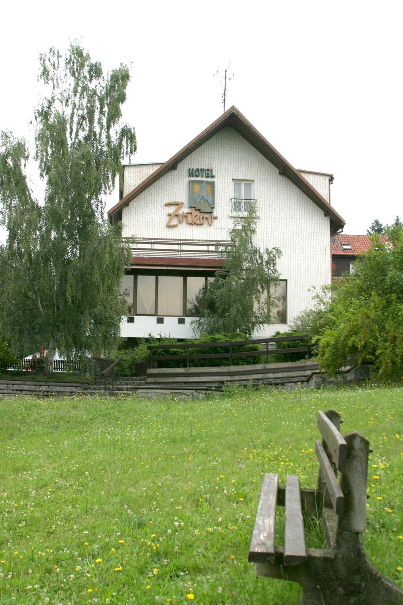 Resort Hotel Zvikov Zvíkovské Podhradí Exteriör bild