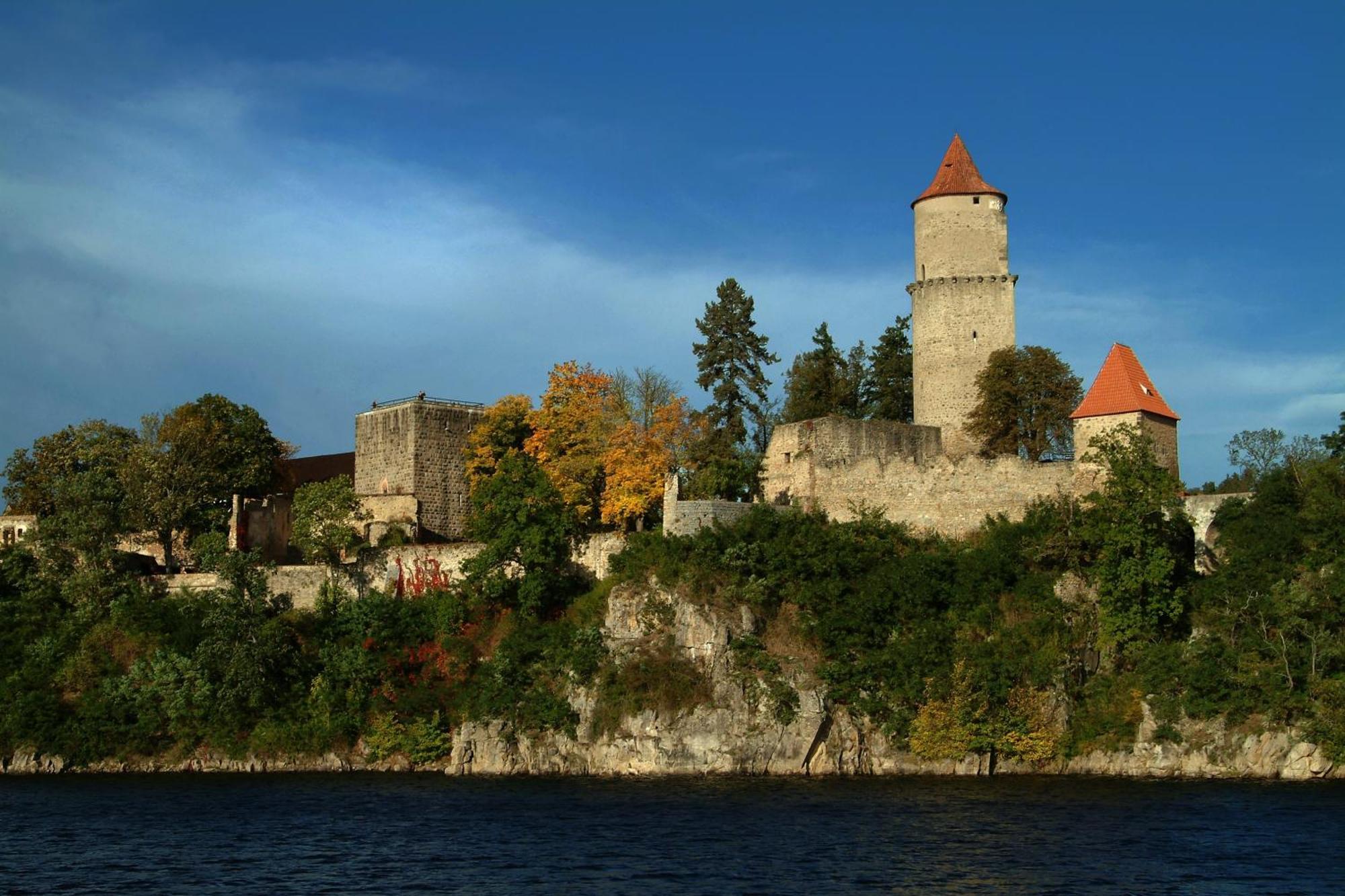 Resort Hotel Zvikov Zvíkovské Podhradí Exteriör bild